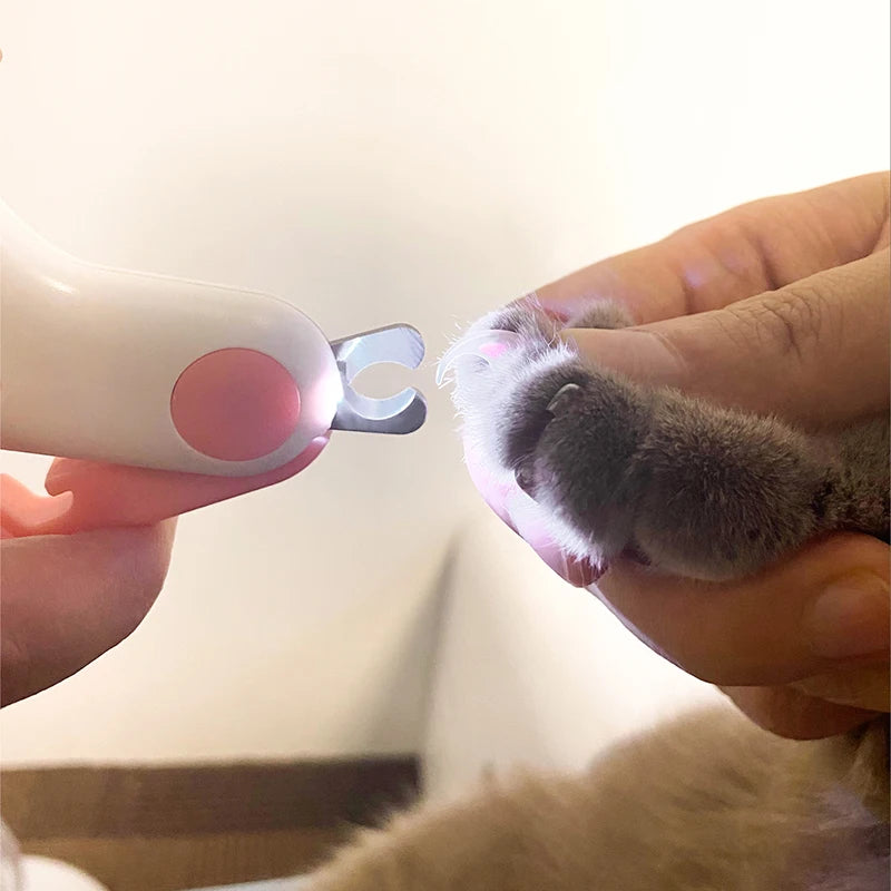 PetGlow — LED Nail Clipper for Cats & Dogs